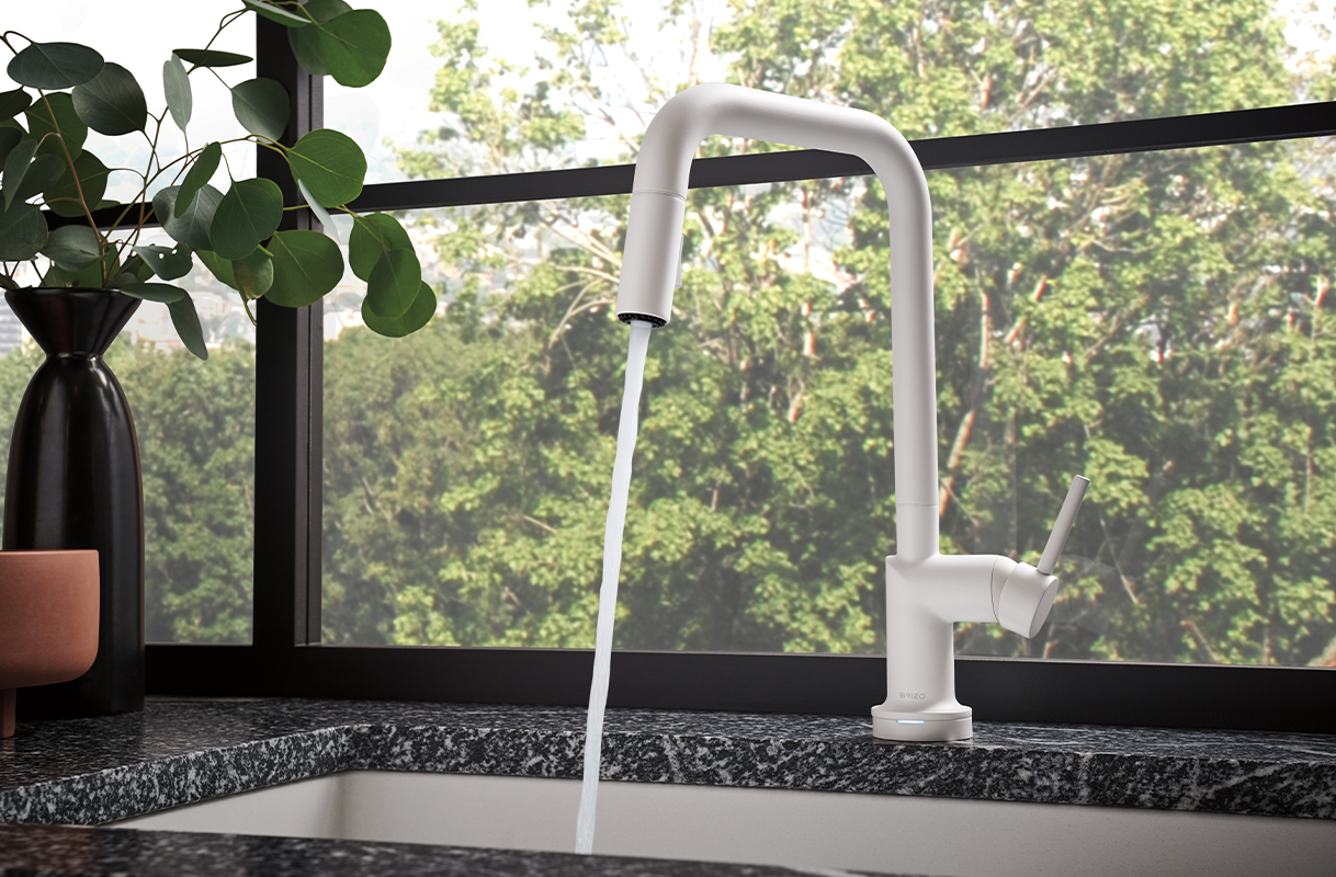 Jason Wu for Brizo™ SmartTouch® Pull-Down Kitchen