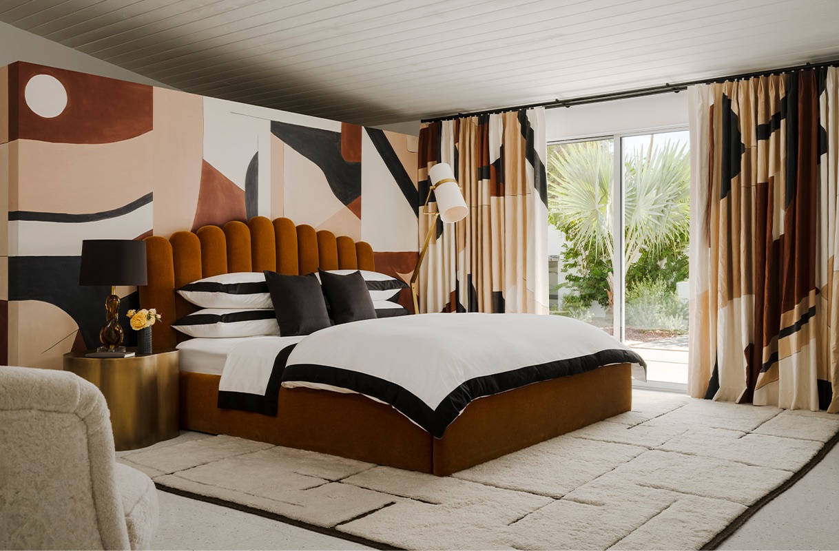 Palm Springs, CA, 2021 / photographer: Lance Gerber