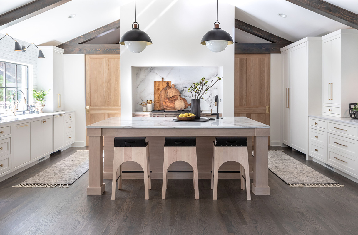 Indianapolis, 2019 / photographer: Ashlee Kindred / Featuring the Litze® Kitchen Collection.