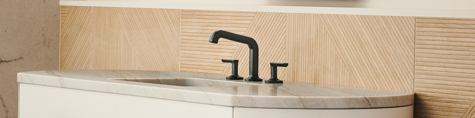 LAVATORY FAUCETS
